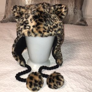NWT Adorable Leopard Hat